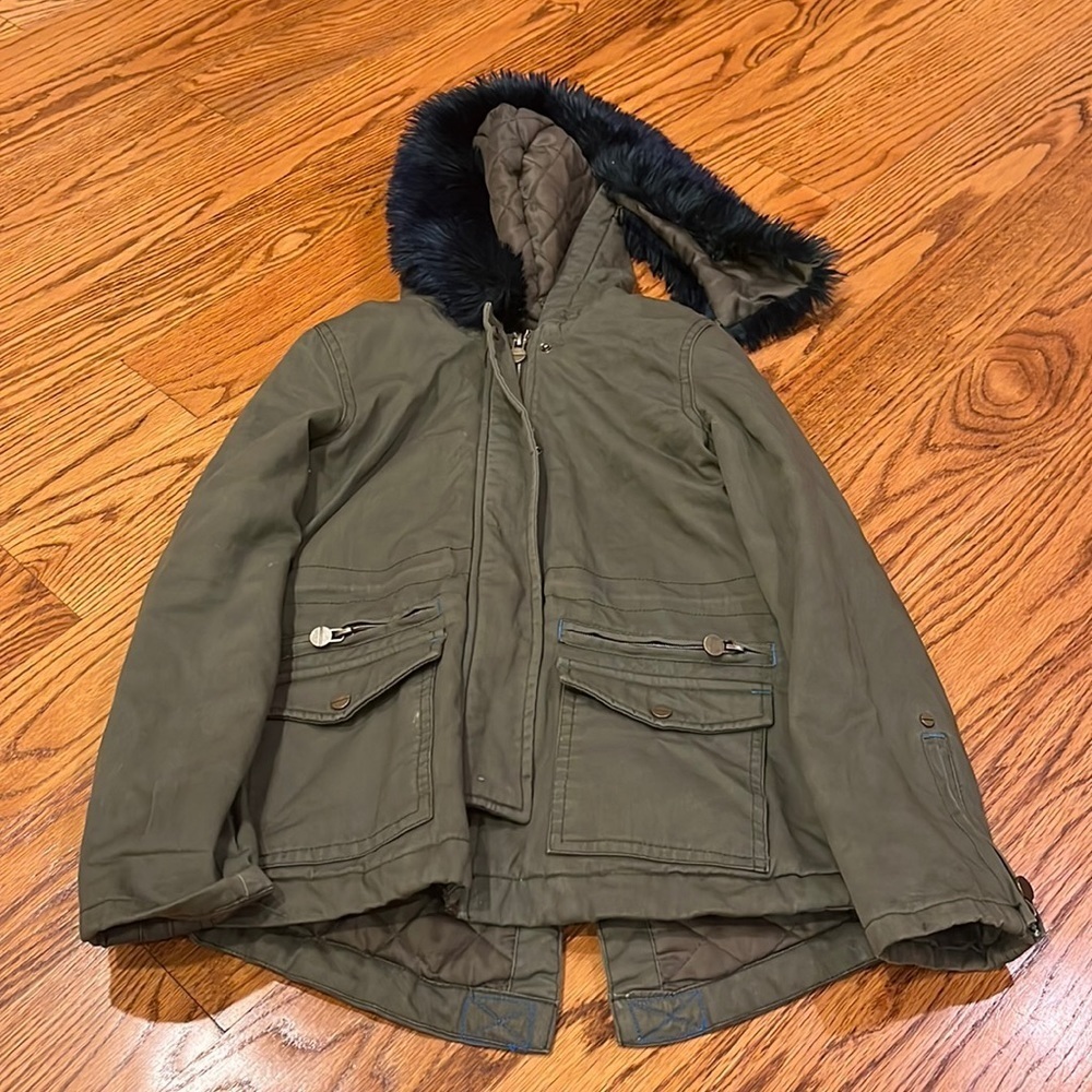 Aqua Girl’s Army Green Jacket With Fur Hood Size S